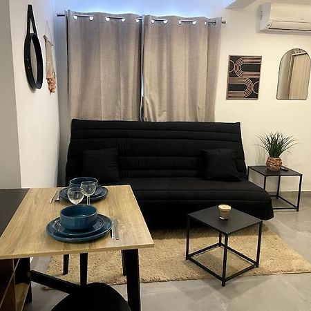 Petit Cocon Douillet Climatise Pour 2 Pers Apartamento La Crau Exterior foto